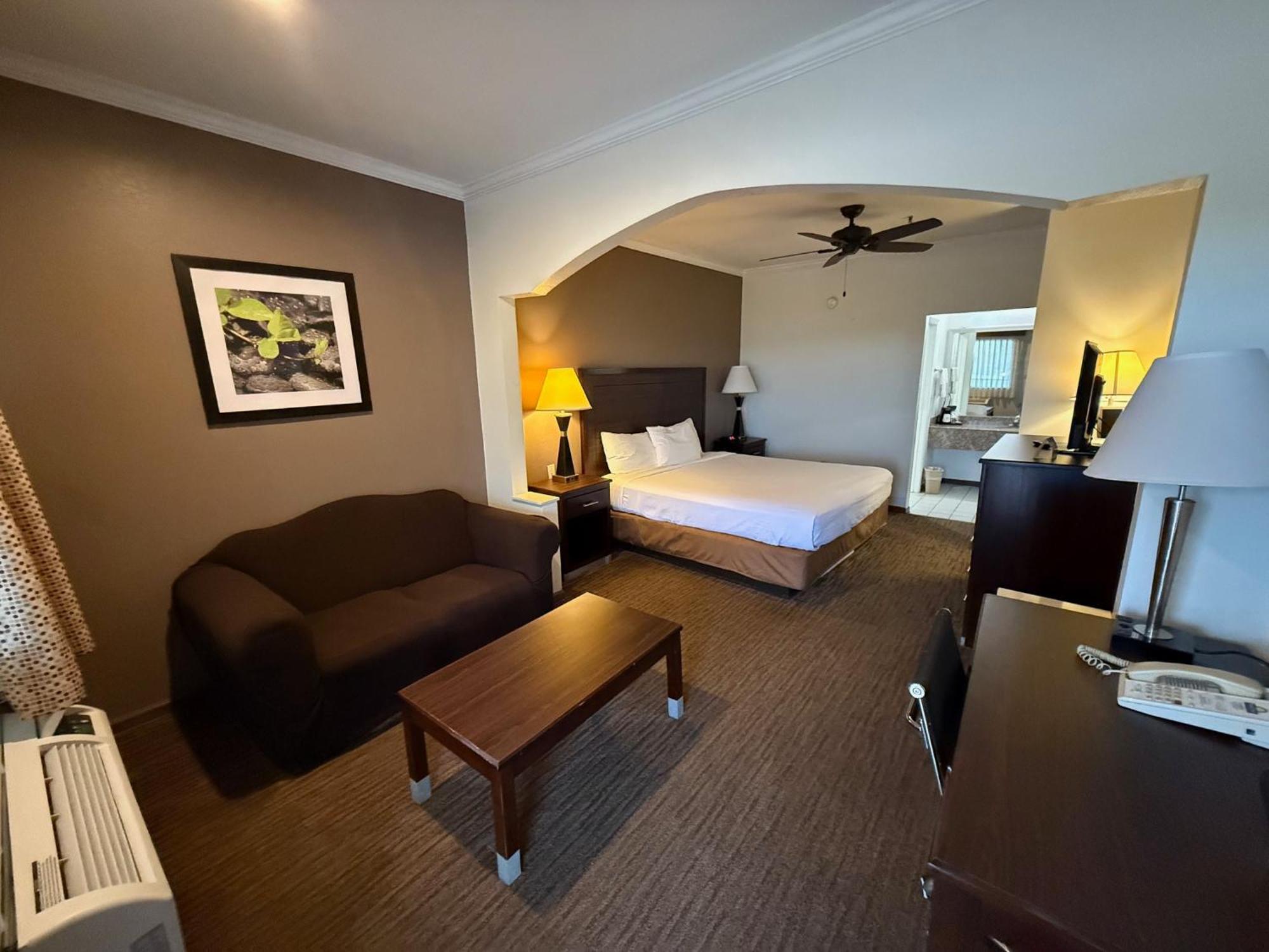 Inn Of Navasota Hotel Екстериор снимка